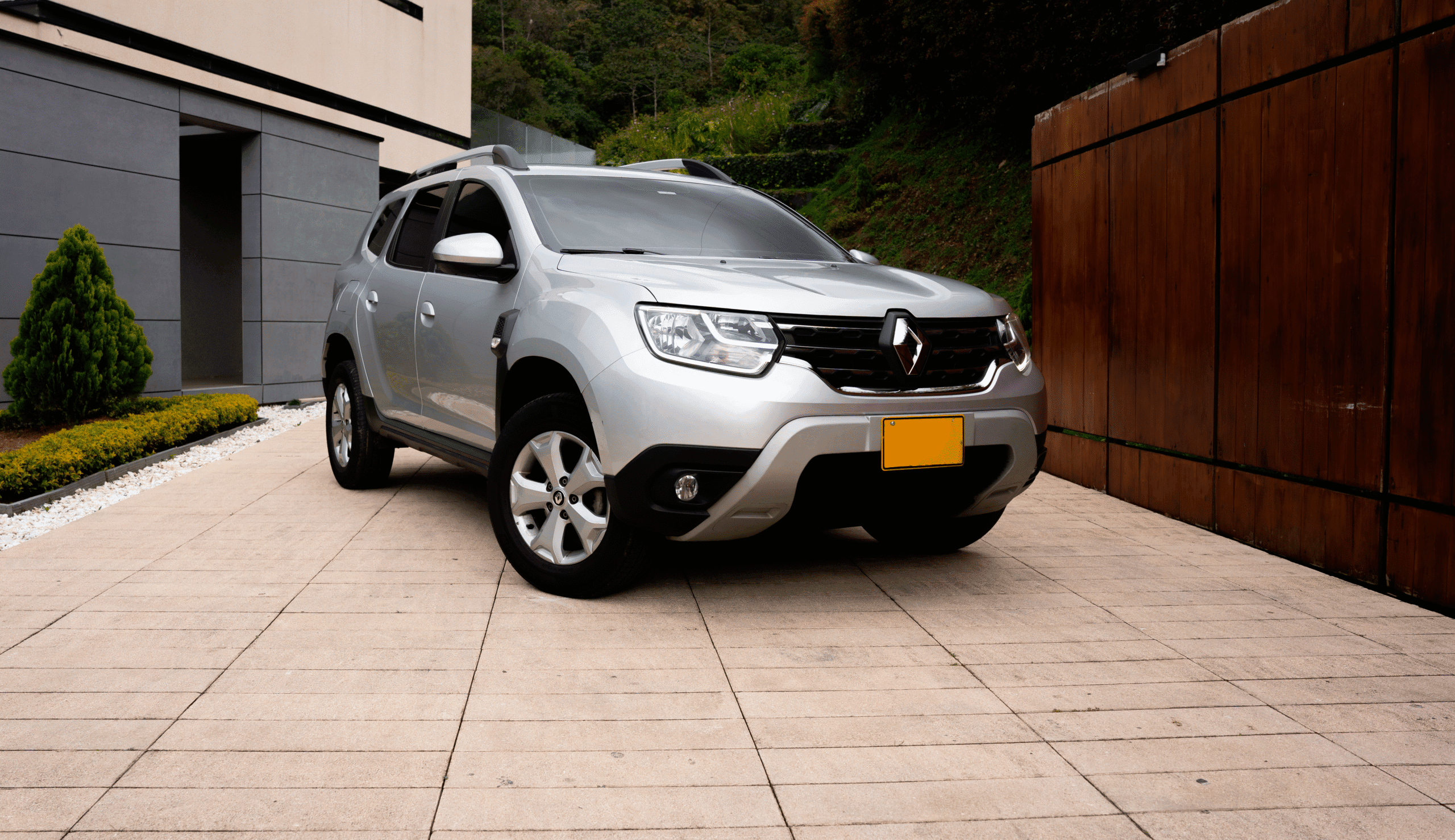 Luxury Mid-Size SUV